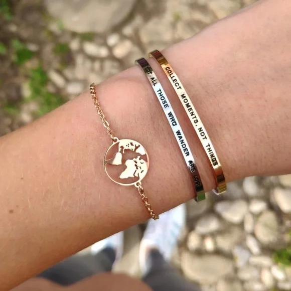 World Map Bracelet NWOT - Picture 3 of 7